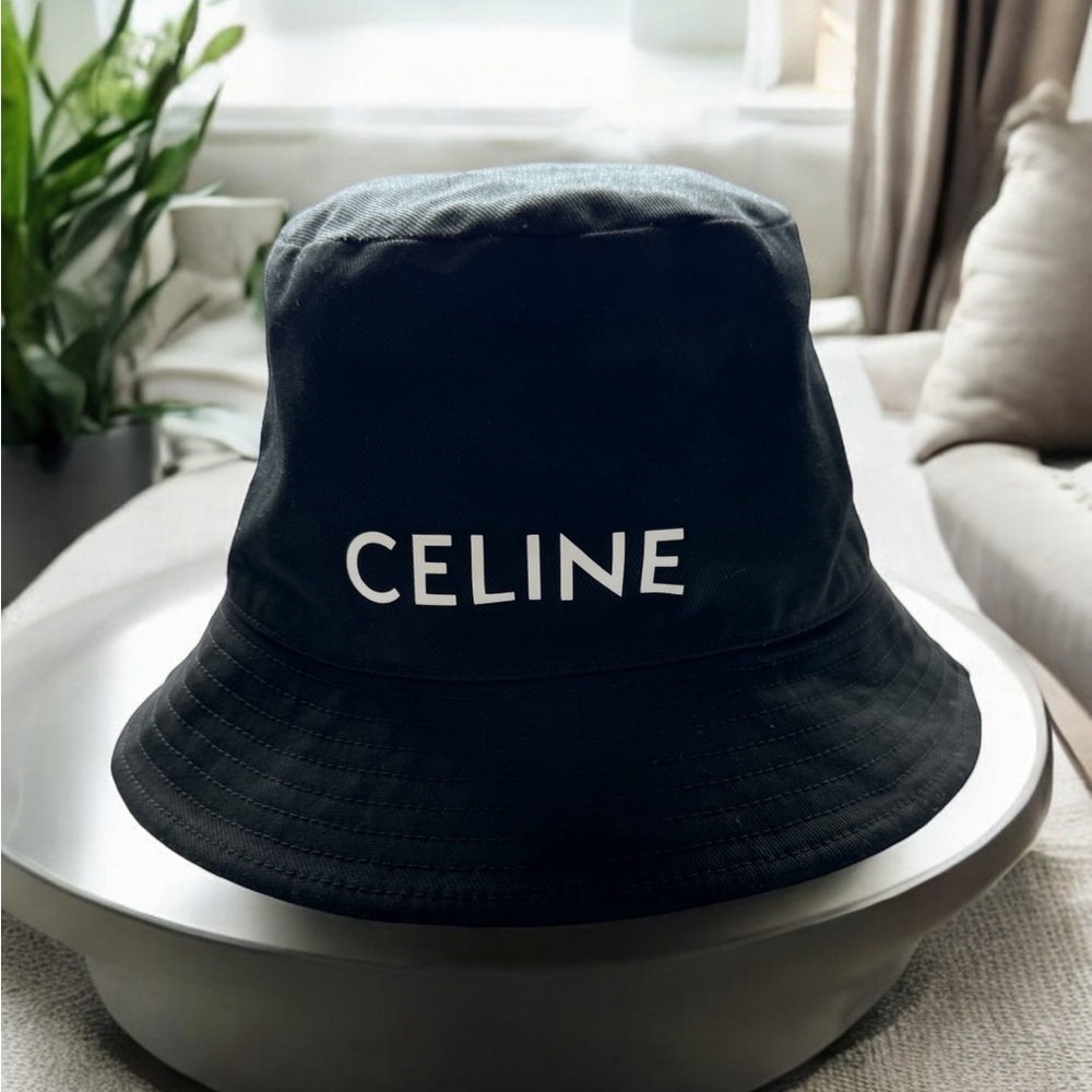 CELINE BUCKET HAT - BLACK IN BEAUTIFUL CONDITION 💖